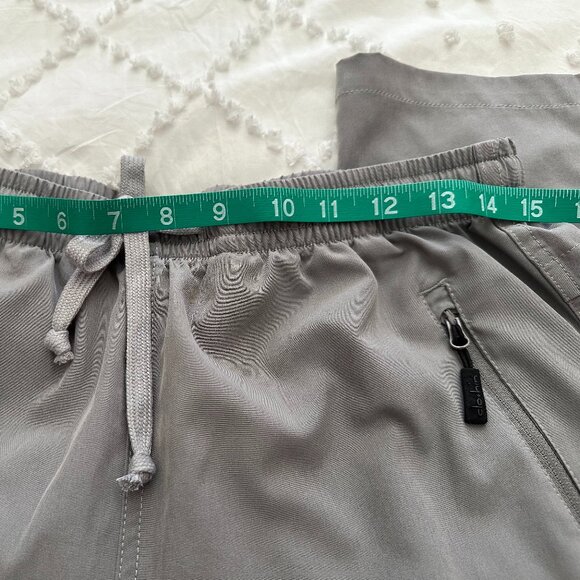 Clothin Men’s Gray Hiking/Outdoor Pants Stretch, Zipper Pockets Size M/30L - Picture 7 of 7